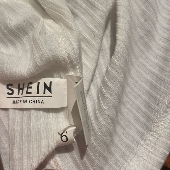 Crop top - Picture 2 of 2